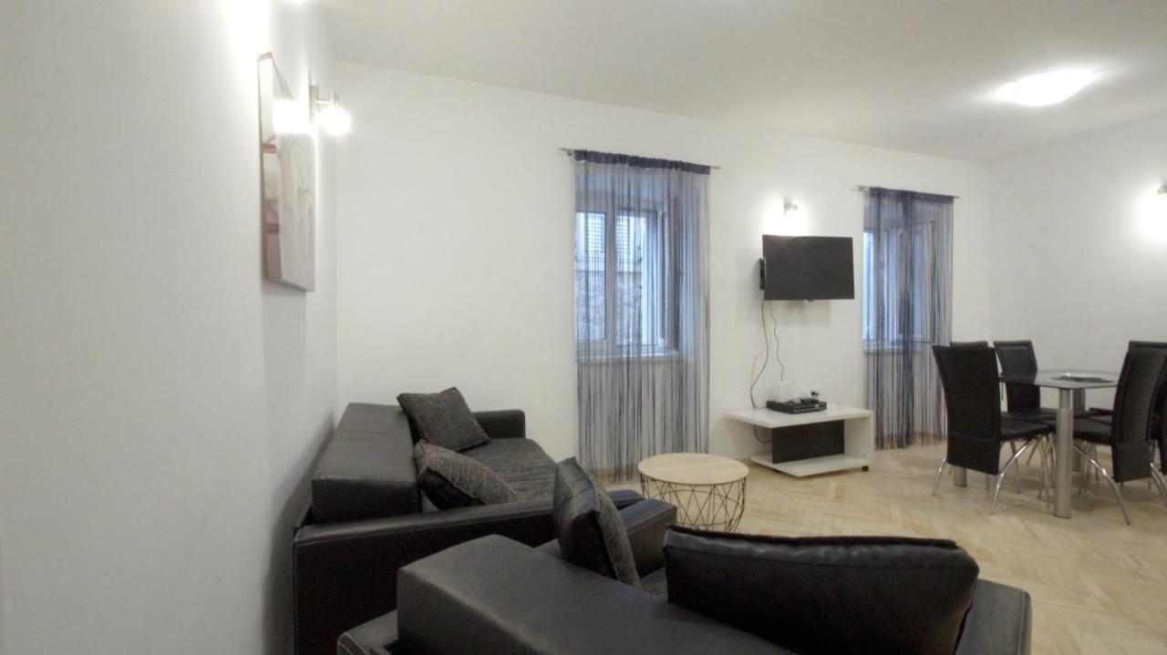 Spacious Erol